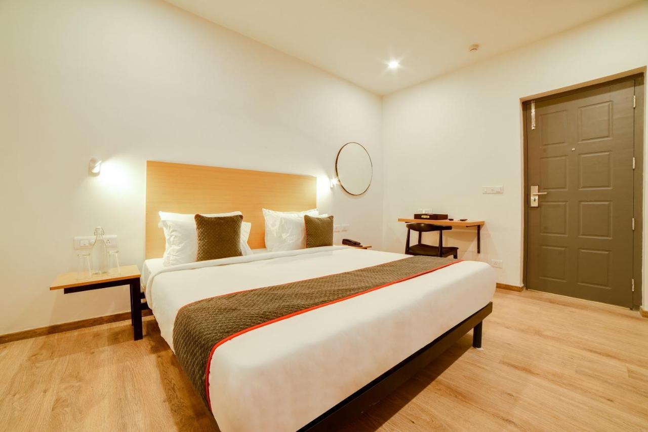 Super Townhouse Hosur Main Road Bommanahalli Near Gopalan Innovation Mall Bangalore Eksteriør bilde