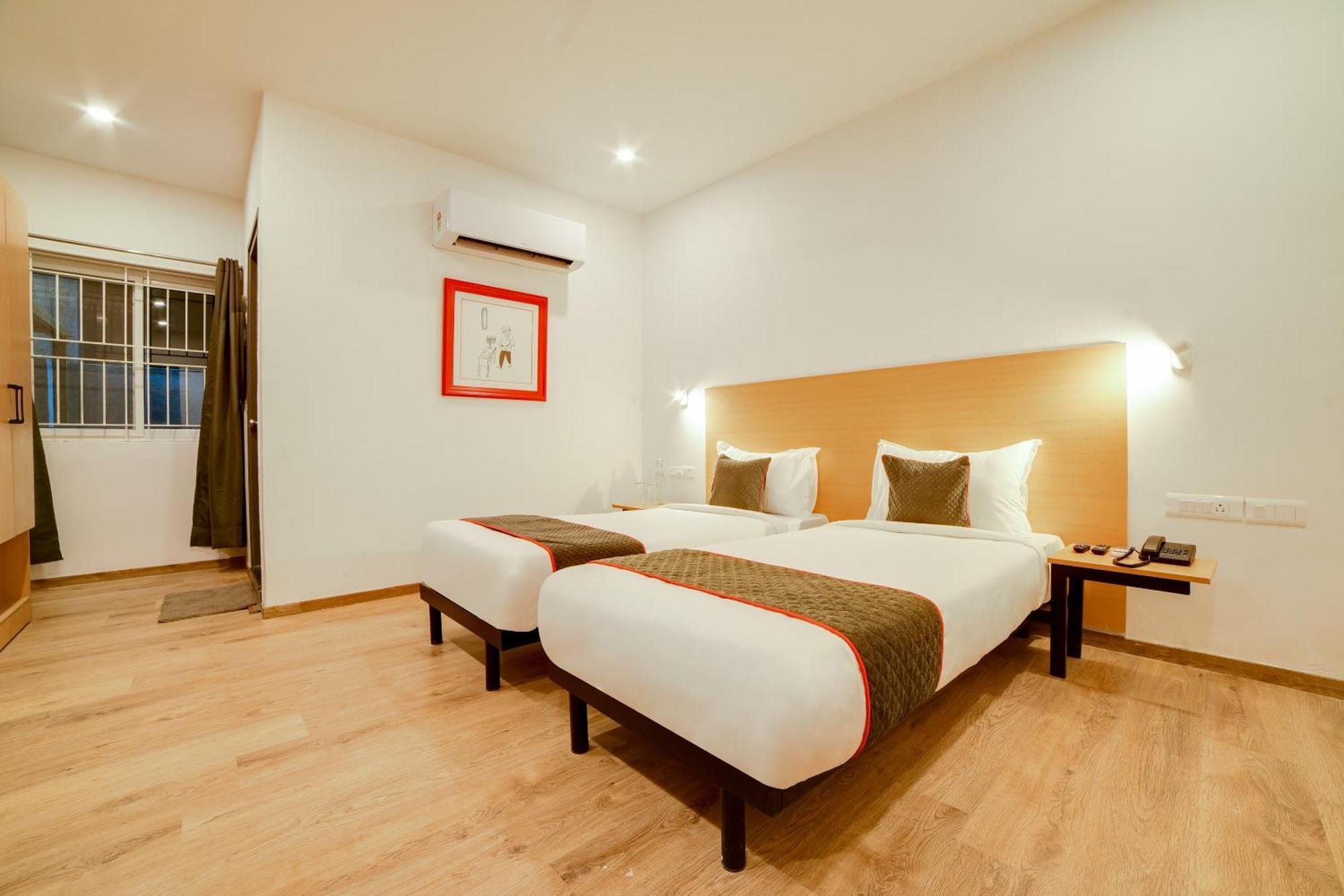 Super Townhouse Hosur Main Road Bommanahalli Near Gopalan Innovation Mall Bangalore Eksteriør bilde