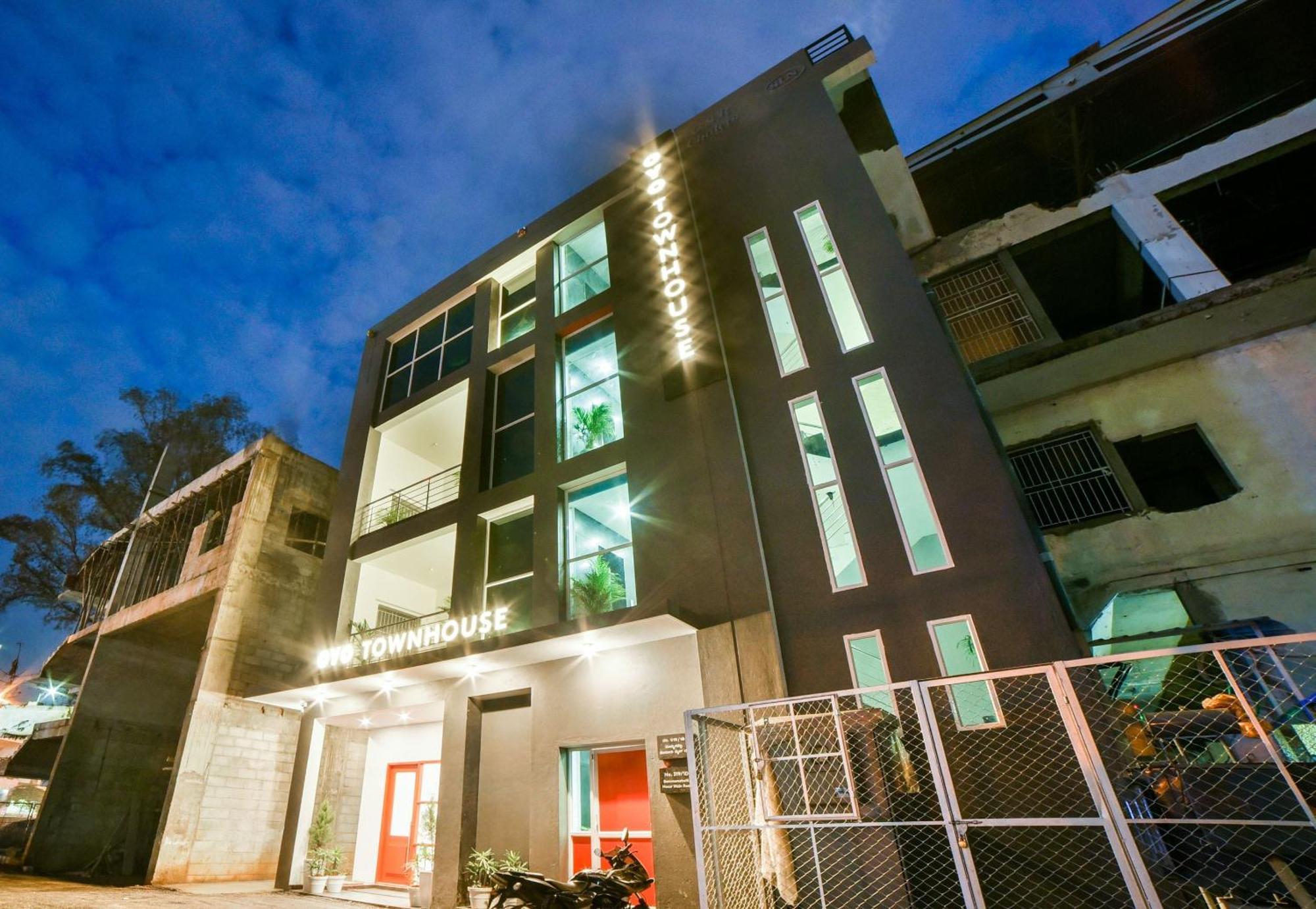 Super Townhouse Hosur Main Road Bommanahalli Near Gopalan Innovation Mall Bangalore Eksteriør bilde
