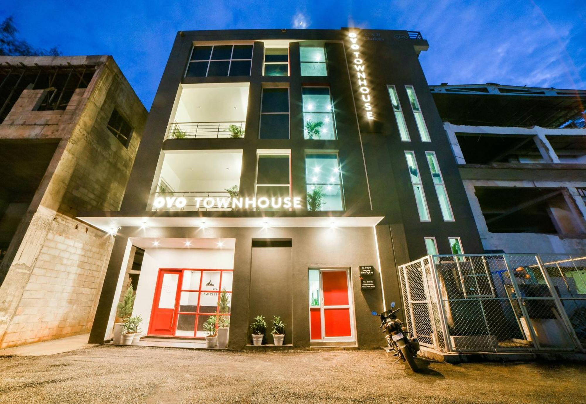 Super Townhouse Hosur Main Road Bommanahalli Near Gopalan Innovation Mall Bangalore Eksteriør bilde